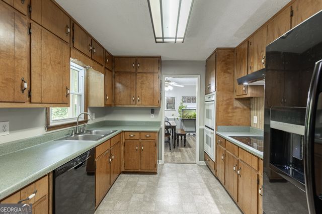 2549 Kings Pistol Court, Grayson, GA 30017