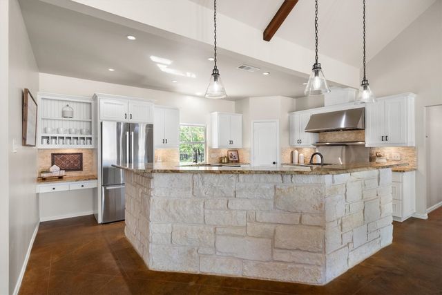 2431 Dr Sanders Road, Aubrey, TX 76227