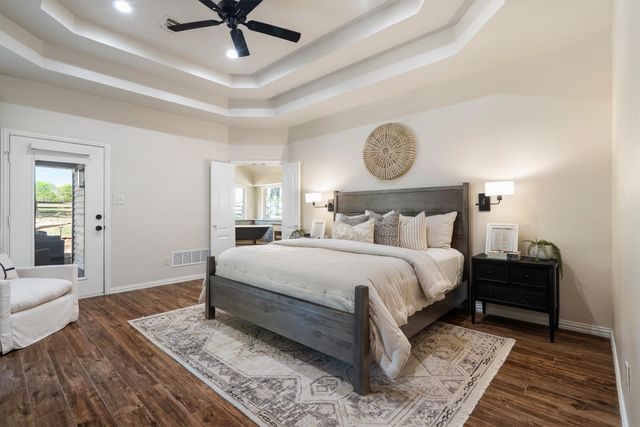 2431 Dr Sanders Road, Aubrey, TX 76227