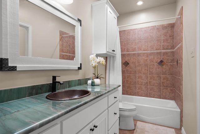 2431 Dr Sanders Road, Aubrey, TX 76227