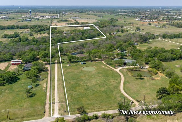 2431 Dr Sanders Road, Aubrey, TX 76227
