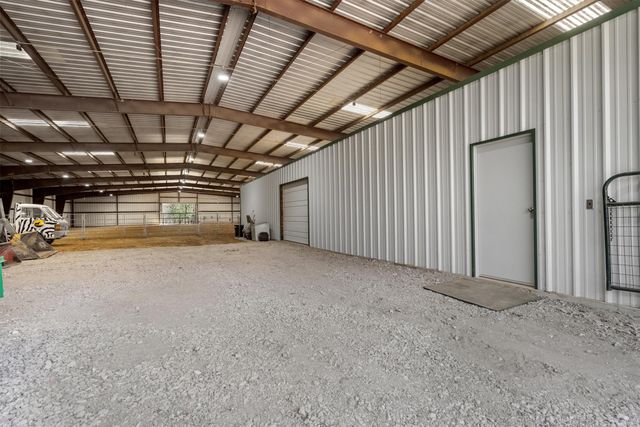 2431 Dr Sanders Road, Aubrey, TX 76227