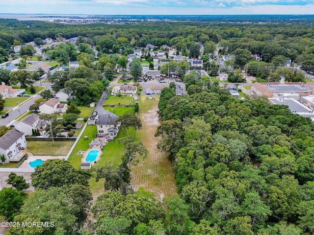 230 Drum Point Road, Brick, NJ 08723