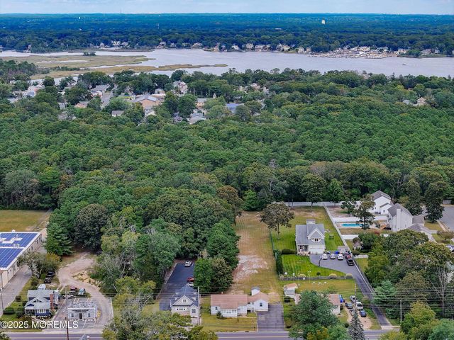 230 Drum Point Road, Brick, NJ 08723