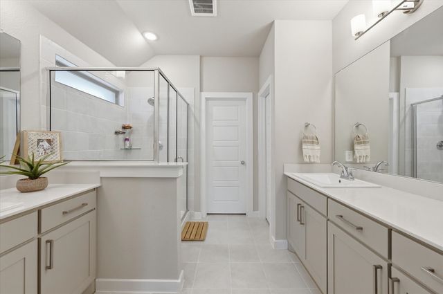 708 Winged Foot Drive, Red Oak, TX 75154