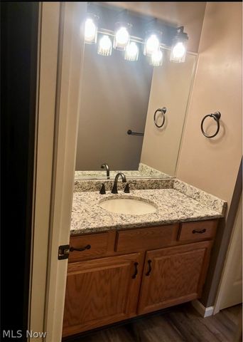 3024 Fallehn Drive, Cortland, OH 44410