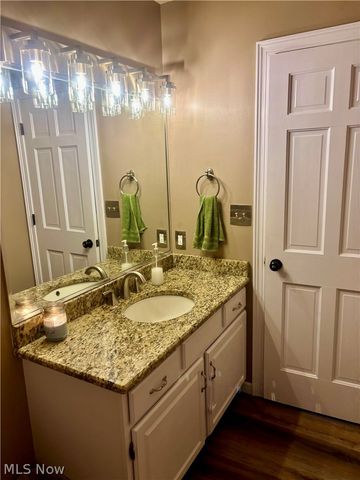 3024 Fallehn Drive, Cortland, OH 44410