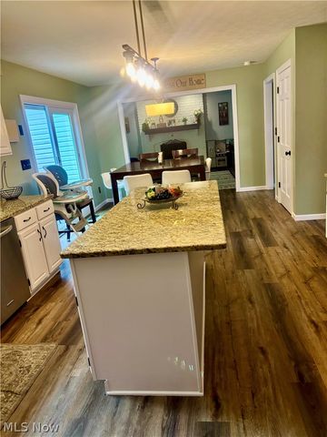 3024 Fallehn Drive, Cortland, OH 44410