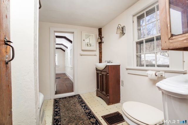 2 & 4 Old Weston Old Weston Road, Weston, CT 06883