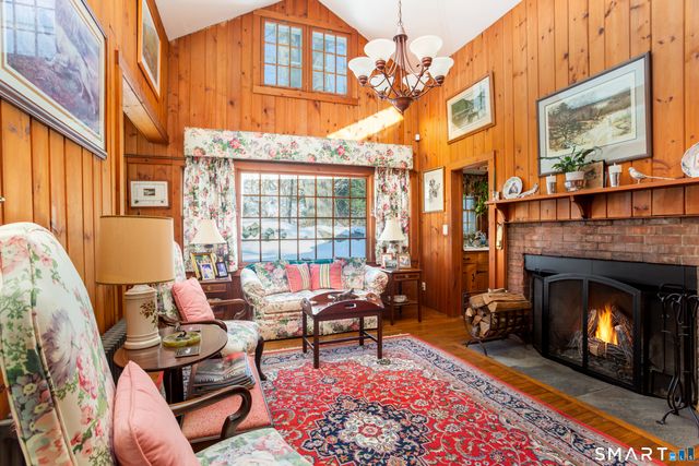 2 & 4 Old Weston Old Weston Road, Weston, CT 06883