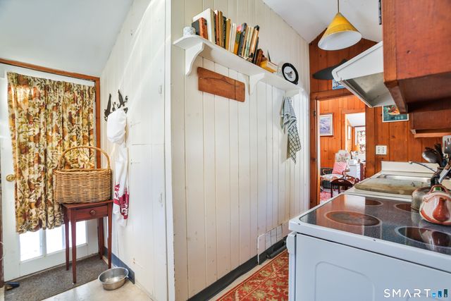 2 & 4 Old Weston Old Weston Road, Weston, CT 06883