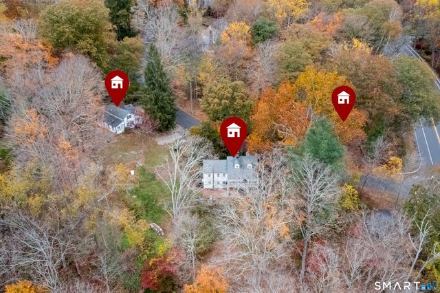 2 & 4 Old Weston Old Weston Road, Weston, CT 06883