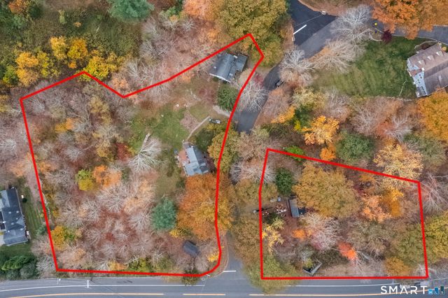 2 & 4 Old Weston Old Weston Road, Weston, CT 06883