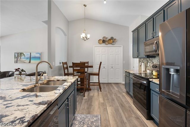 2682 Nature Pointe LOOP, Fort Myers, FL 33905