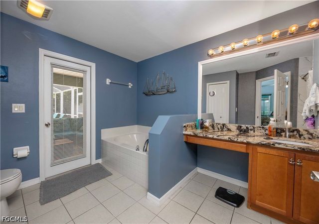 2682 Nature Pointe LOOP, Fort Myers, FL 33905