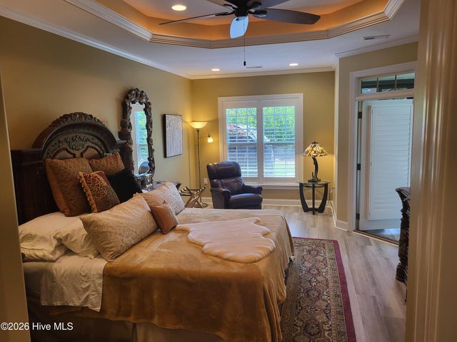 8251 Stenton Drive NE, Leland, NC 28451