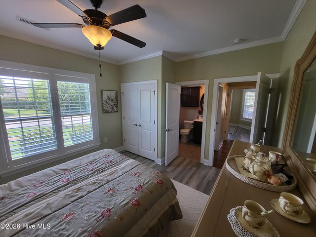 8251 Stenton Drive NE, Leland, NC 28451