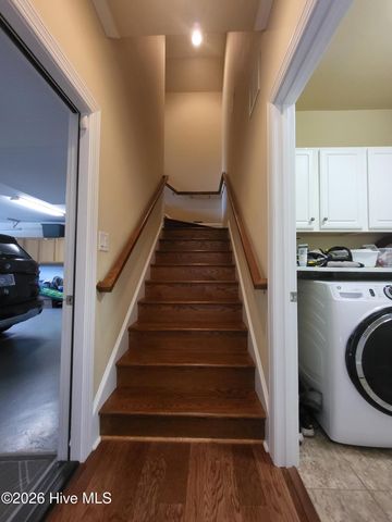 8251 Stenton Drive NE, Leland, NC 28451
