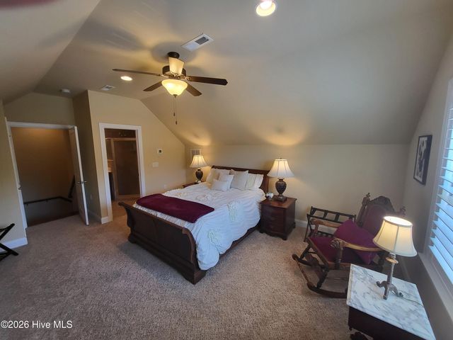 8251 Stenton Drive NE, Leland, NC 28451
