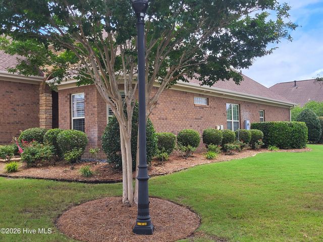 8251 Stenton Drive NE, Leland, NC 28451