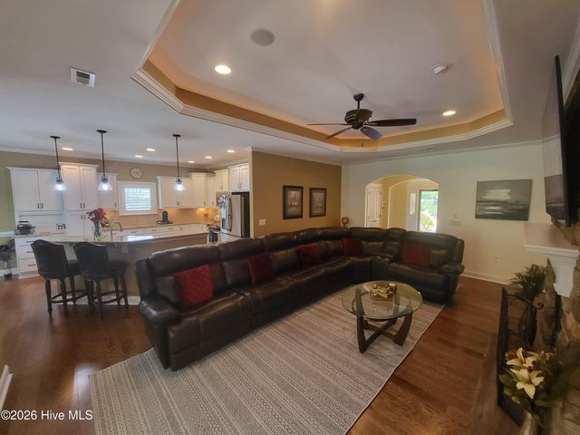 8251 Stenton Drive NE, Leland, NC 28451