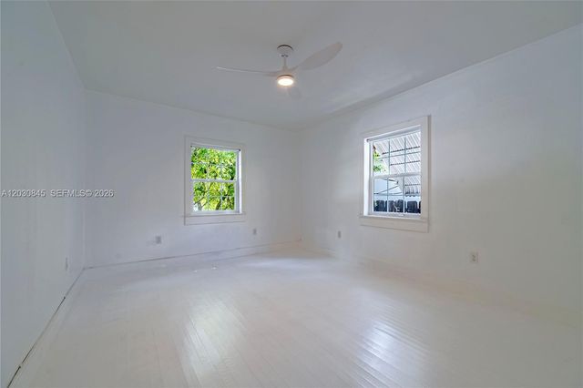 8942 Carlyle Ave, Surfside, FL 33154