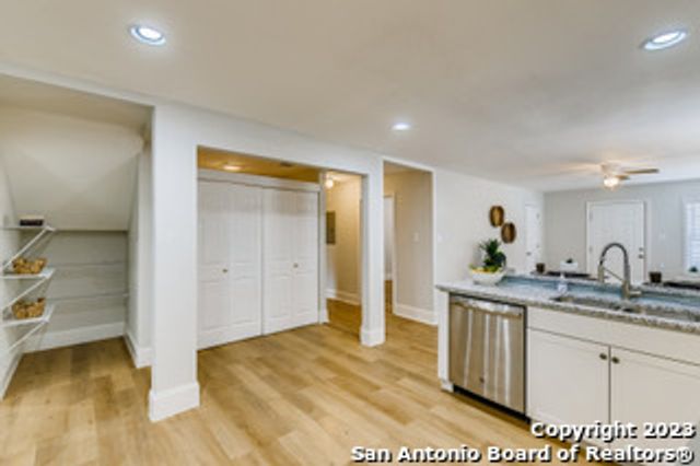 243 LORRAINE AVE, San Antonio, TX 78214