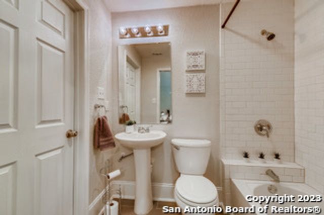 243 LORRAINE AVE, San Antonio, TX 78214