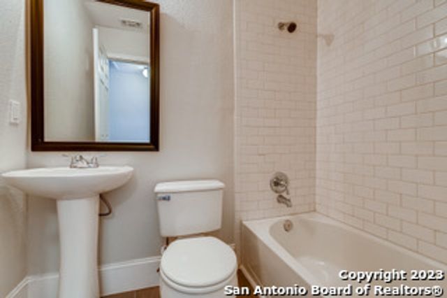 243 LORRAINE AVE, San Antonio, TX 78214