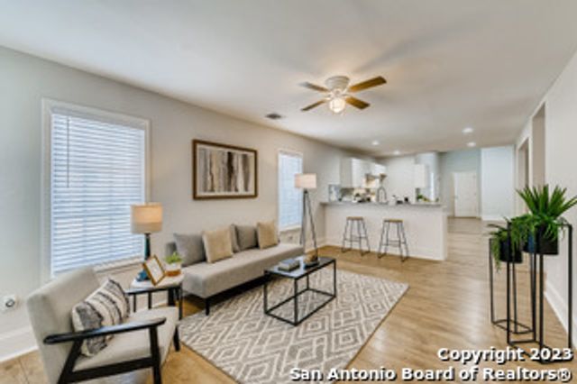 243 LORRAINE AVE, San Antonio, TX 78214