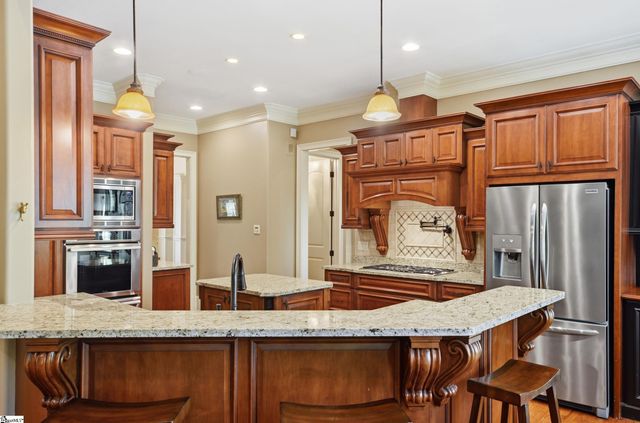 9 Collins Crest Court, Greenville, SC 29607