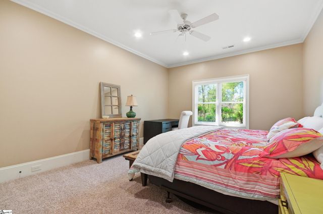 9 Collins Crest Court, Greenville, SC 29607
