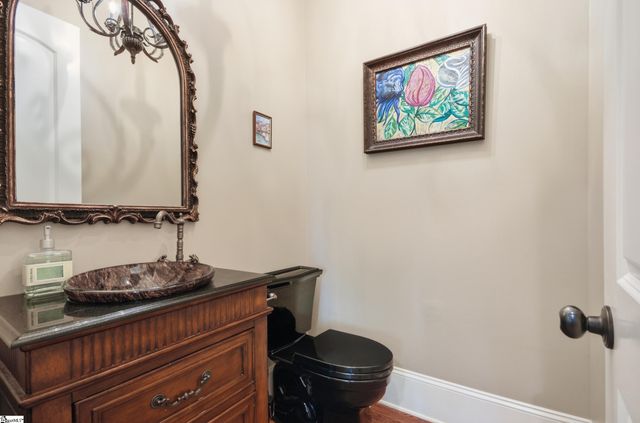 9 Collins Crest Court, Greenville, SC 29607