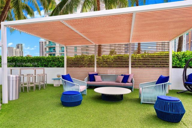 90 SW 3rd Street 3212, Miami, FL 33130