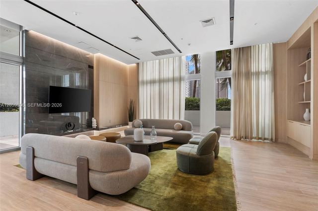 90 SW 3rd Street 3212, Miami, FL 33130