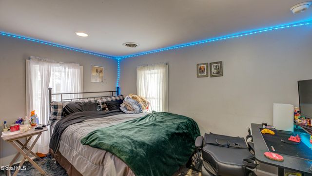 119 5th Avenue, Gloversville, NY 12078