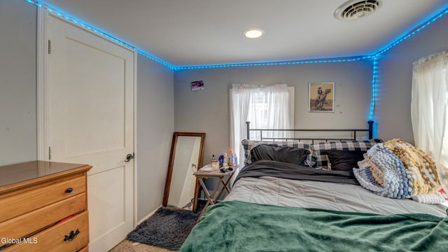 119 5th Avenue, Gloversville, NY 12078