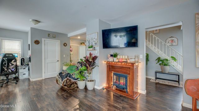 119 5th Avenue, Gloversville, NY 12078