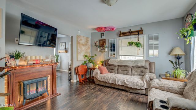 119 5th Avenue, Gloversville, NY 12078