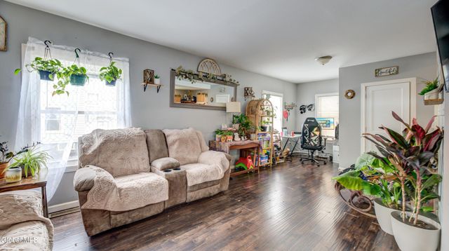 119 5th Avenue, Gloversville, NY 12078