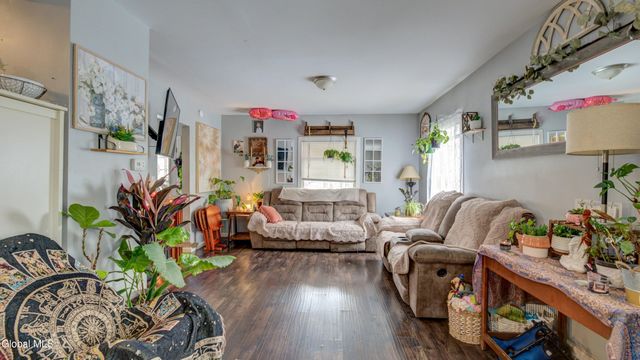 119 5th Avenue, Gloversville, NY 12078