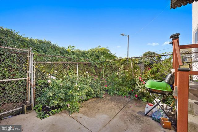 22 E PASTORIUS ST, Philadelphia, PA 19144