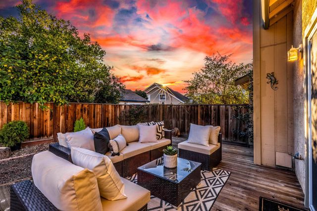 5457 Treeflower Dr, Livermore, CA 94551