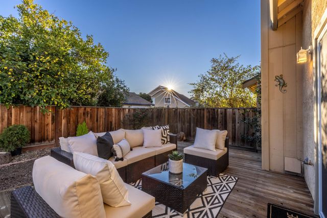 5457 Treeflower Dr, Livermore, CA 94551