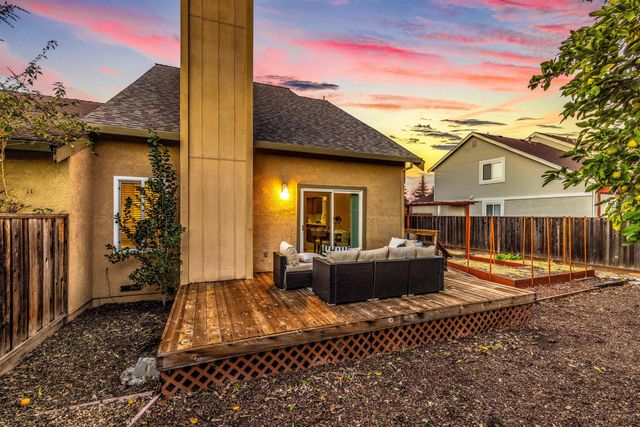 5457 Treeflower Dr, Livermore, CA 94551