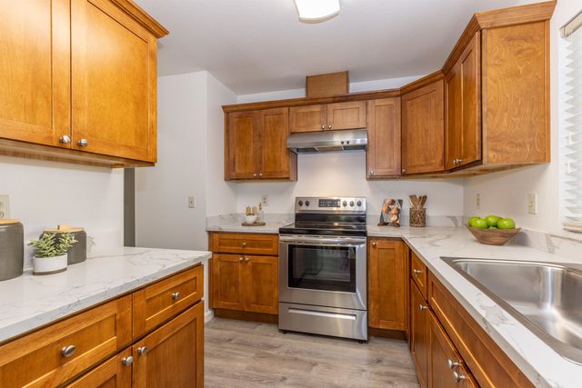 5457 Treeflower Dr, Livermore, CA 94551