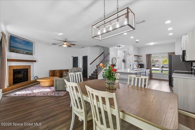 1246 Alaqua Way, West Melbourne, FL 32904