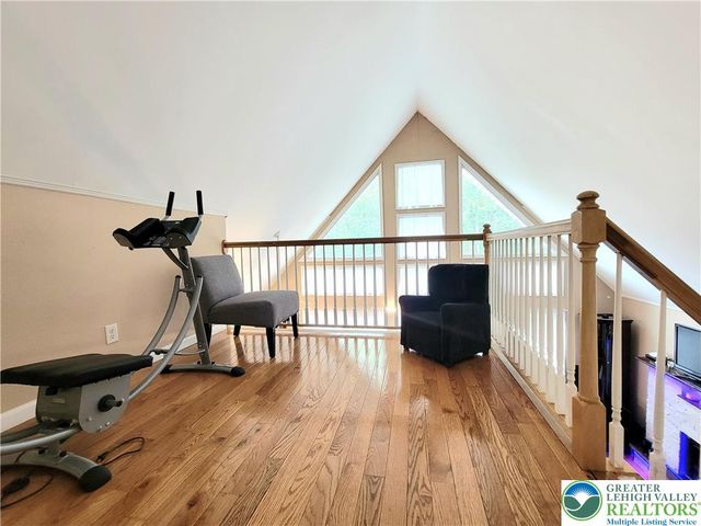1025 CRICKET Lane, Tobyhanna Twp, PA 18334