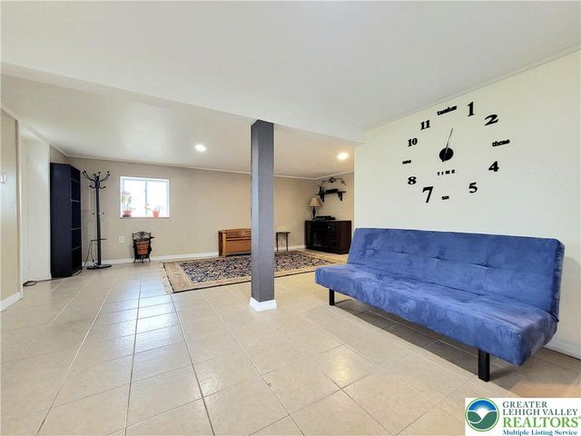 1025 CRICKET Lane, Tobyhanna Twp, PA 18334