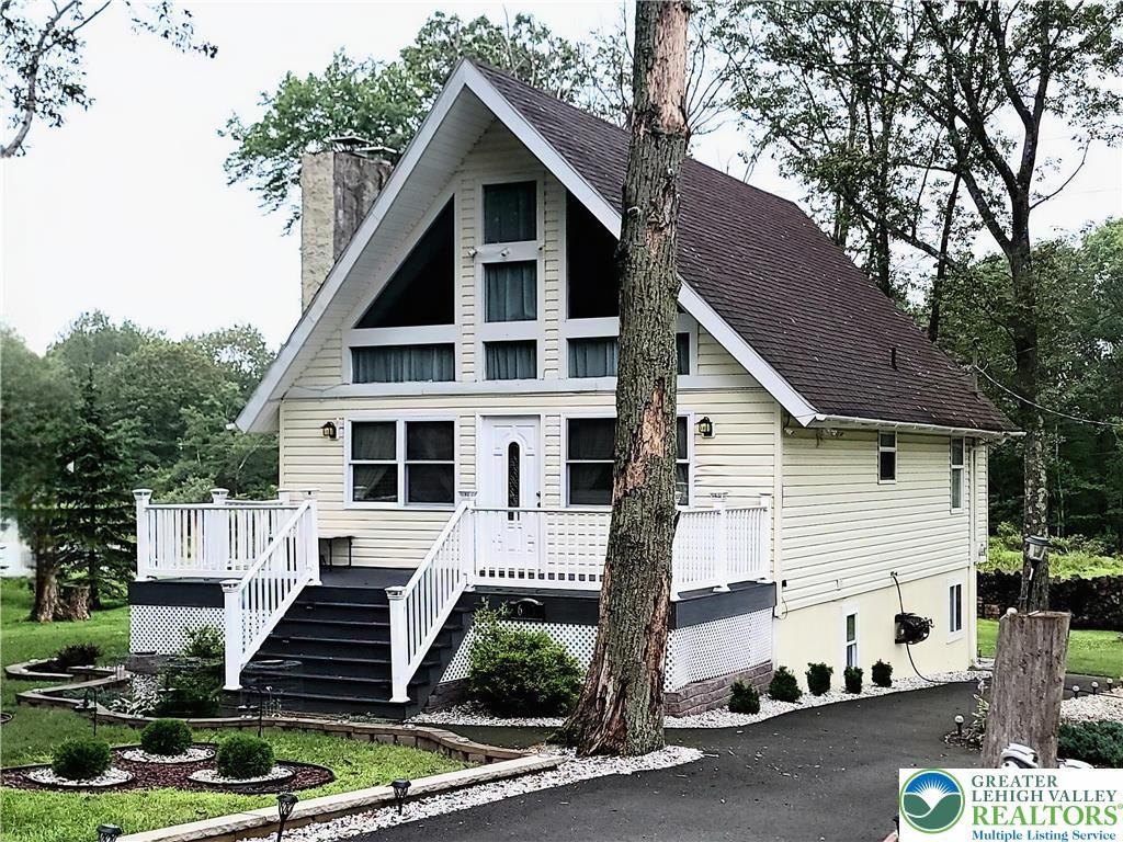 1025 CRICKET Lane, Tobyhanna Twp, PA 18334